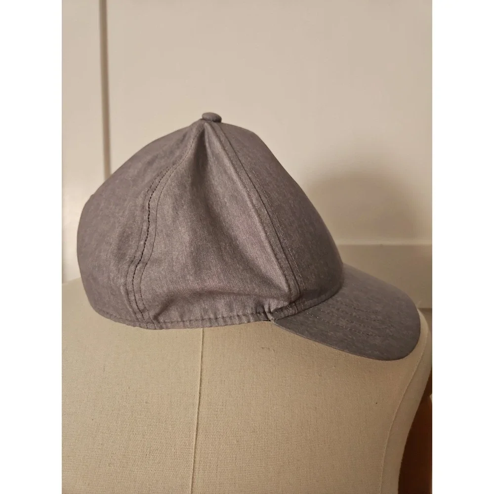 Layer 8 Gray Athletic Baseball Hat Cap Heathered Logo Men's One Size